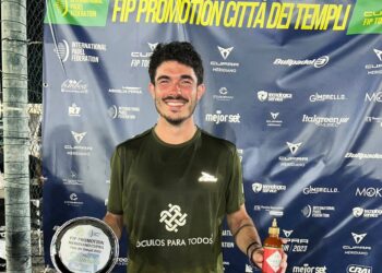 Bernardo Roque conquista primeiro título internacional de padel