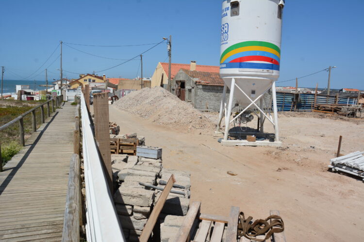 Centro Interpretativo de Arte Xávega em construção, na Praia da Vieira