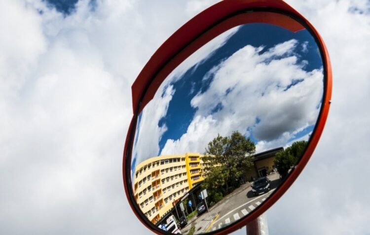 Treze pessoas observadas no Hospital de Leiria com suspeita de toxinfecção alimentar