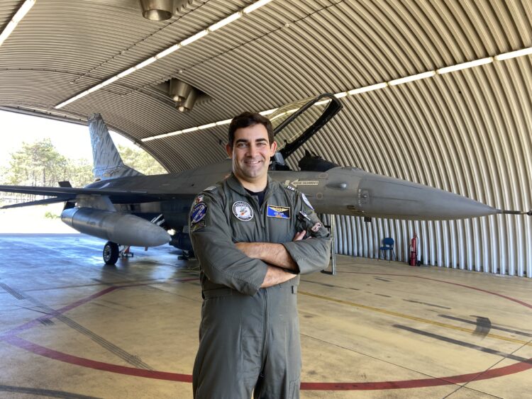 F-16 de Monte Real vão estar sempre ao lado do Papa nos céus de Portugal