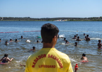 Lagoa da Ervedeira já é oficialmente a primeira praia de interior de Leiria