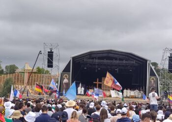 “Festa da juventude do mundo” encheu Jardim da Almuinha, em Leiria