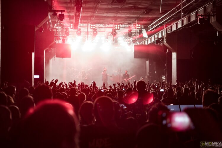 Roadies e técnicos. De Rammstein aos Moonspell, não há concerto sem eles