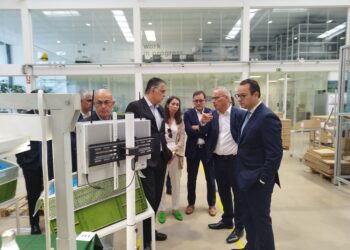Pearlmaster apresenta nova unidade de injecção de plástico em Leiria