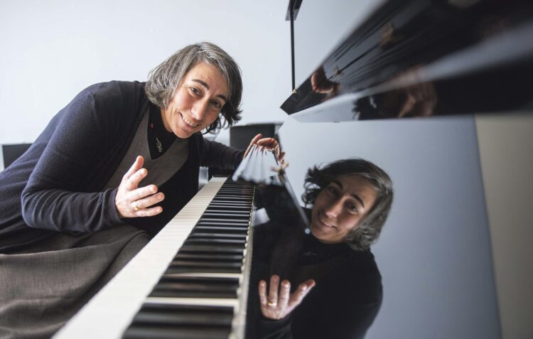 Palavra de Honra | Questiono-me se de repente deixasse de haver música em todo o mundo, se este sobreviveria.
