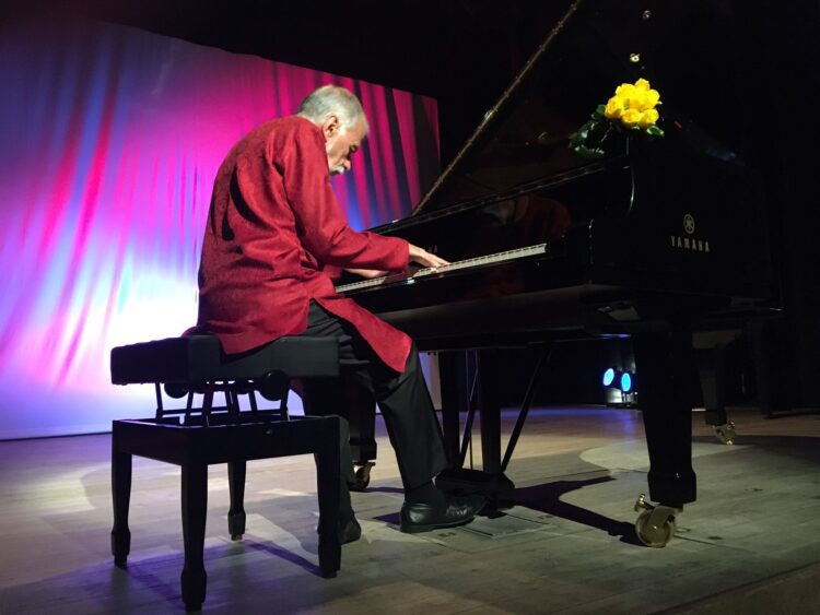 Pianistas de 18 países em Óbidos e Caldas da Rainha