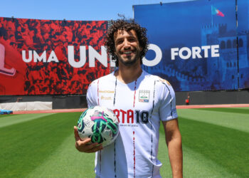 Primeiro reforço da União de Leiria já jogou no FC Porto e venceu a Taça da Roménia