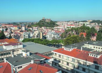Confederação do Comércio e Serviços debate competitividade em jornadas em Leiria