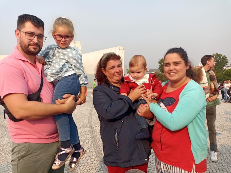 Simão, um dos muitos bebés que o Papa abençoou em Fátima