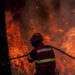 Incêndio em Ourém tem extensão entre sete e dez quilómetros e está voltado para Caxarias