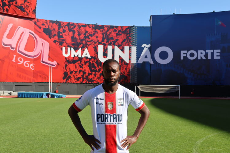 Joseph Amoah chegou e foi convocado