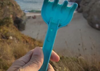 Nova limpeza de praia nas Paredes da Vitória