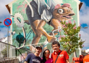 Novo mural de arte urbana embeleza centro histórico de Pombal