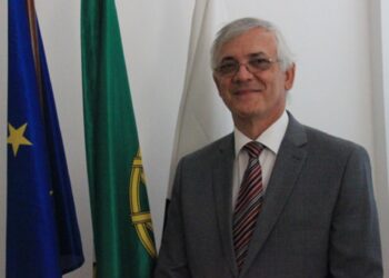 Presidente da Nersant anuncia plano de transição para viaturas eléctricas