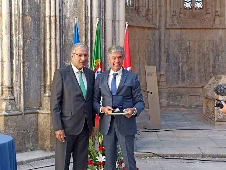 Batalha homenageou personalidades e instituições no Dia do Município