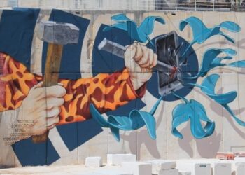 Stone Art. 21 artistas sobem à serra das pedreiras para criar escultura, grafitti e pintura mural