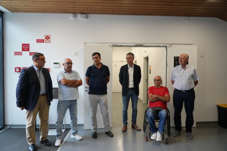Agora é mais fácil aos utentes com deficiência circularem no Pavilhão do Lis