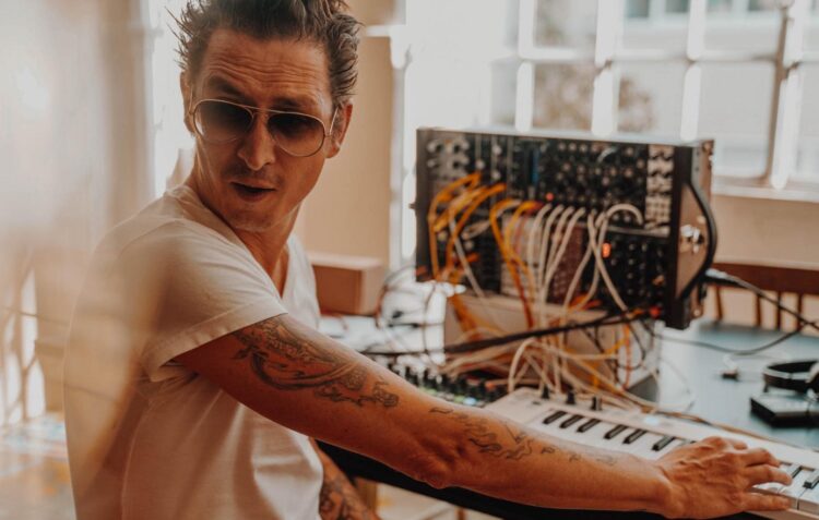 The Legendary Tigerman e Dapunksportif na Marinha Grande para celebrar Dia Mundial da Música