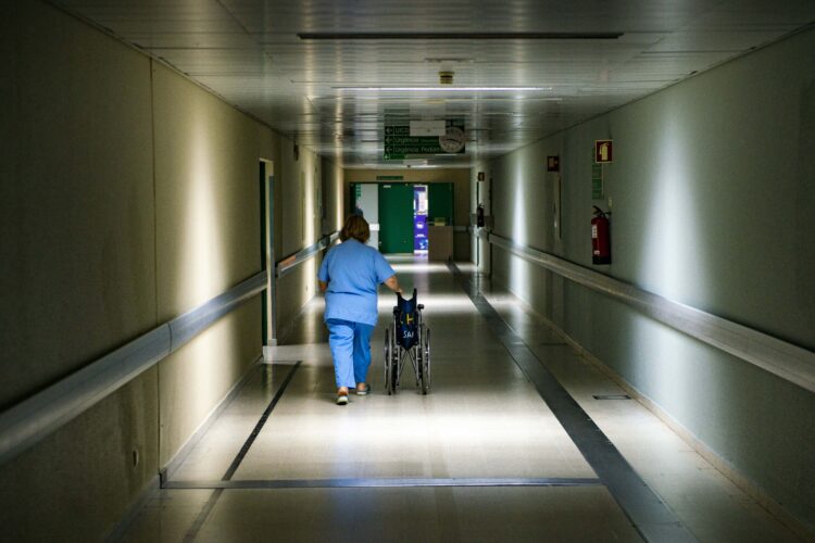 Médicos alertam para degradação na qualidade nos cuidados de saúde
