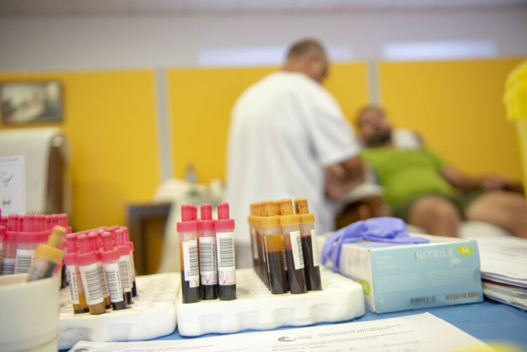 Dar sangue não custa, dá saúde e faz crescer… as reservas nos hospitais