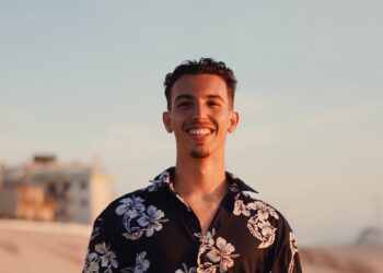 Rafa Martini tem novo single e quer cruzar rock e punk no ambiente pop