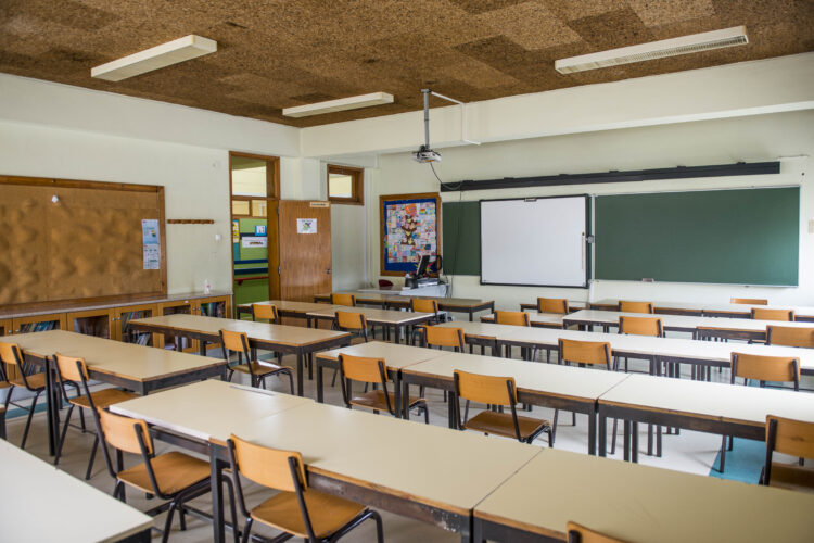 “Dar voz à escola – Desafios da escola democrática” em debate no XIV Fórum de Educação