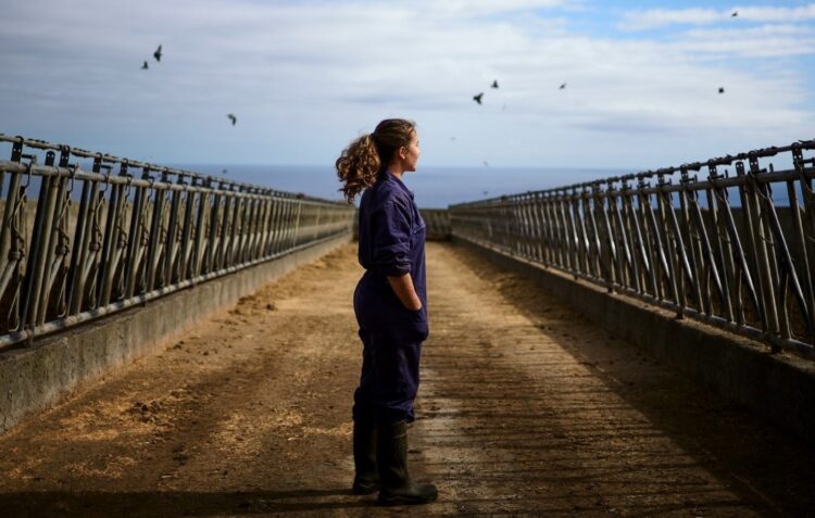 Rui Caria fotografou as “Mulheres da Terra” para documentar a vida árdua na lavoura