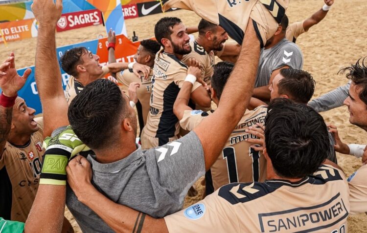 André Lourenço, Jordan Santos, Rúben Brilhante e Alexandre Batista são campeões de futebol de praia