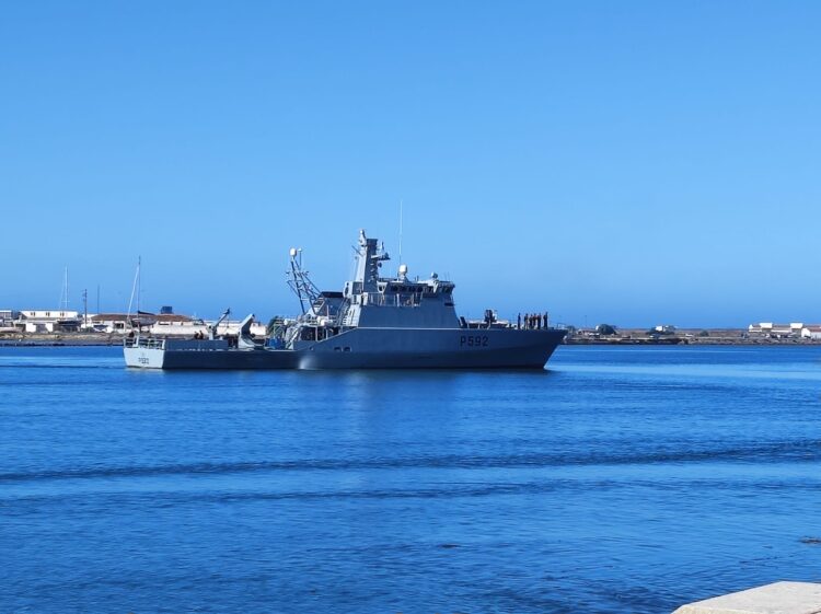 Navio da Marinha Mondego aberto a visitas em Peniche esta quinta-feira