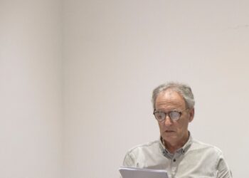 Carlos Lopes Pires e a poesia de azedas e margaridas