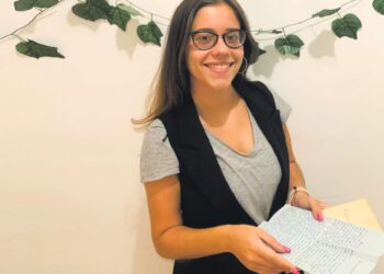 Ex-militar recupera carta que escreveu  na guerra três dias antes do 25 de Abril