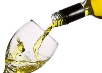 Prova de vinhos no Mercado de Sant’Ana, no próximo dia 23