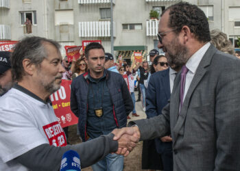 Protestos de professores deram as ‘boas-vindas’ ao ministro da Educação no Centro Escolar de Marrazes