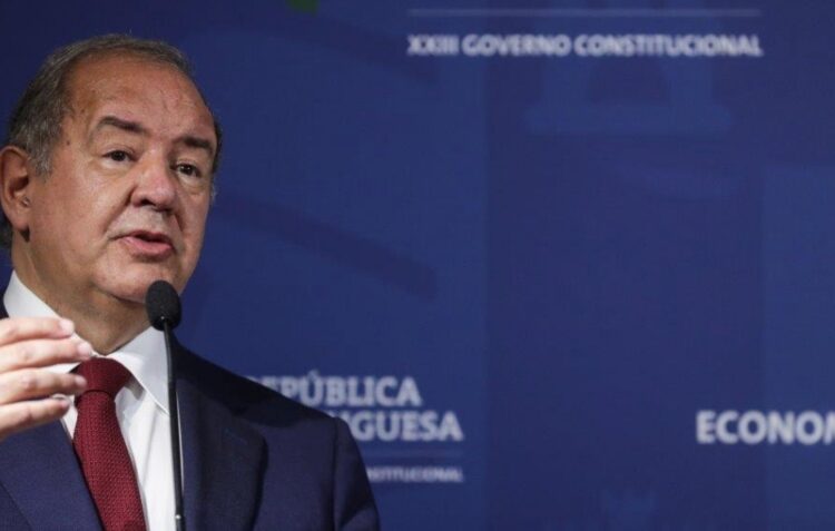 Ministro da Economia presente na apresentação da agenda mobilizadora BlockChain PT. Descentralizar Portugal com tecnologia blockchain