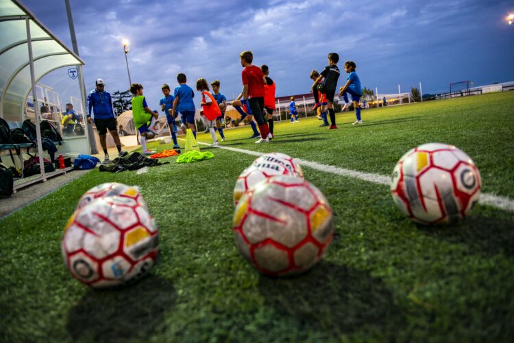 Nasceram com o bichinho do futebol e em campo não escondem a paixão que os move