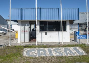 Incêndio na Crisal: Empresa garante que “a situação está controlada”