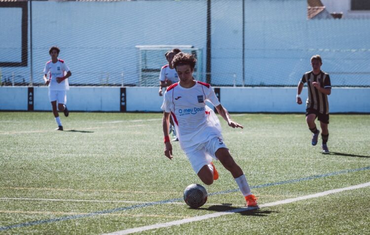 Jovem da União de Leiria chamado à selecção nacional Sub-15