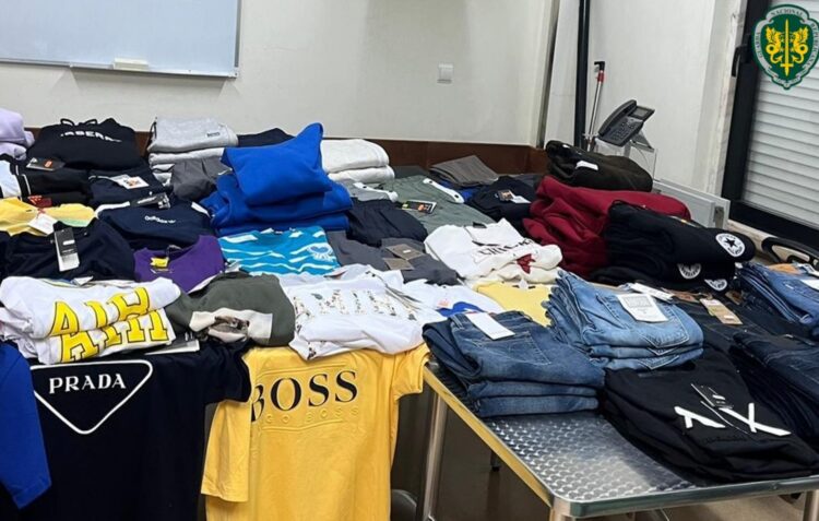 Mais de 160 artigos contrafeitos confiscados em Alcobaça