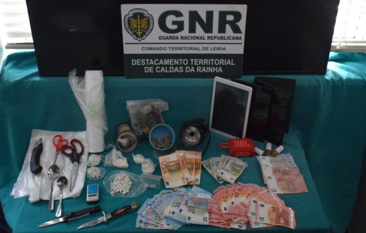 Detidos 11 suspeitos de tráfico de droga em Óbidos e Peniche