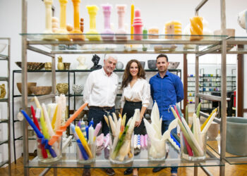 Velas MGWax, da Marinha Grande,  perfumam mercados por todo o mundo
