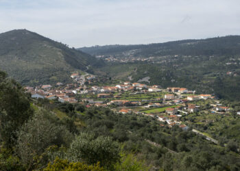 Idosos da zona serrana de Porto de Mós  (des)esperam por lar há mais de 10 anos