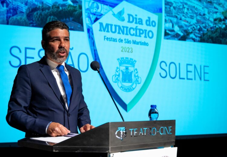Pimpão anunciou alargamento de áreas industriais, incubadora de empresas, residência de estudantes, apoios à natalidade e um novo espaço verde