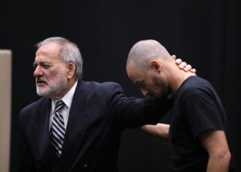 Teatro da Rainha estreia Antigonick de Anne Carson em Portugal