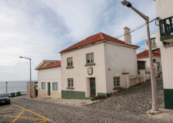 Obras em edifícios do Estado no distrito para fins turísticos não saem do papel