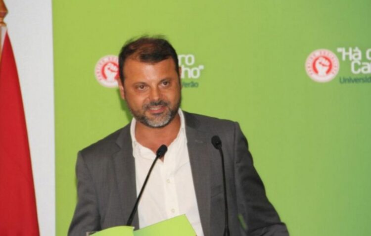 Daniel Adrião candidata-se pela “descontinuidade” à liderança do PS