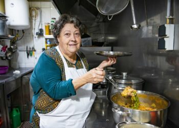 Elas estão bem é na cozinha. As guardiãs da tradição nas tascas de Leiria