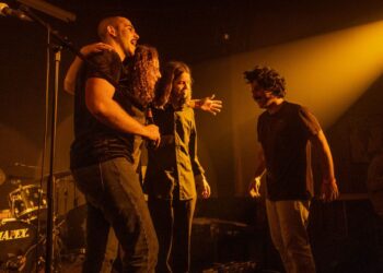 The Speechless Monologue. Nos ombros do rock psicadélico