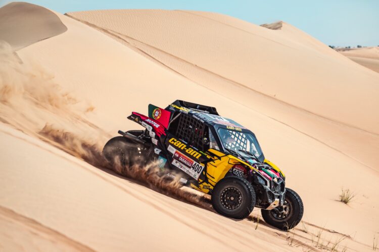 João Ferreira vence Baja Dubai