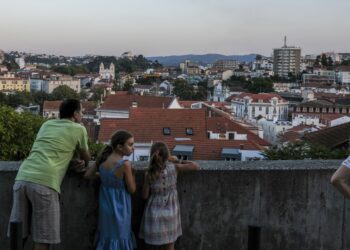 Jornadas de Etnografia em Leiria. Do turismo ayahuasca à inteligência artificial