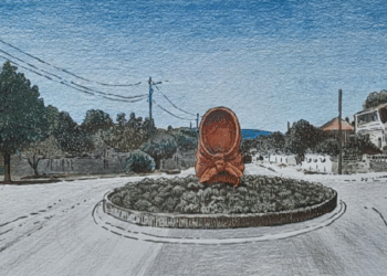 Fátima presta homenagem às mulheres com peça de arte urbana